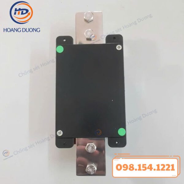 bộ đếm sét liva